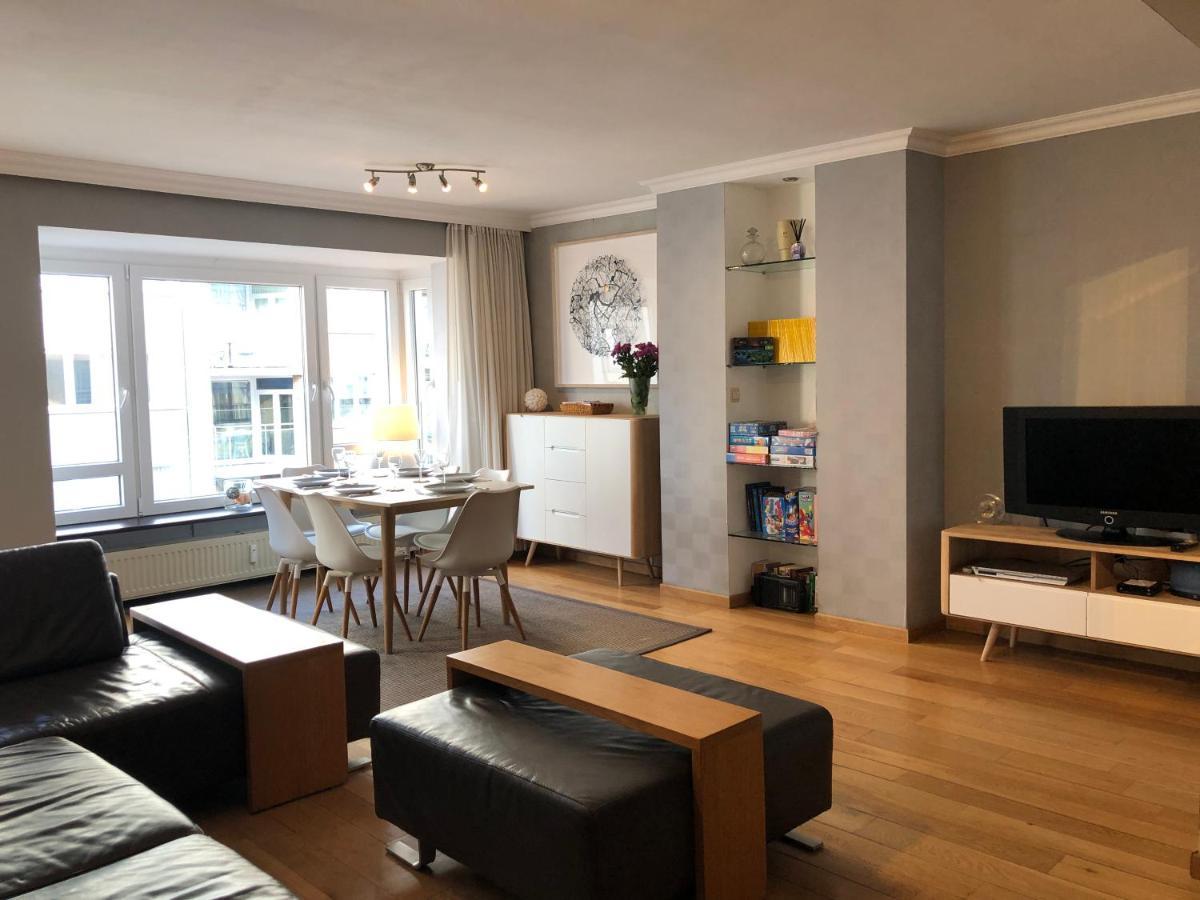 Modern Apartment At 2 Steps From Beach Oostende Bagian luar foto