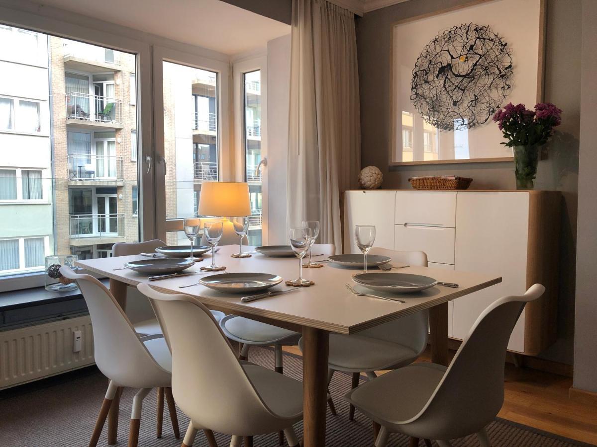 Modern Apartment At 2 Steps From Beach Oostende Bagian luar foto
